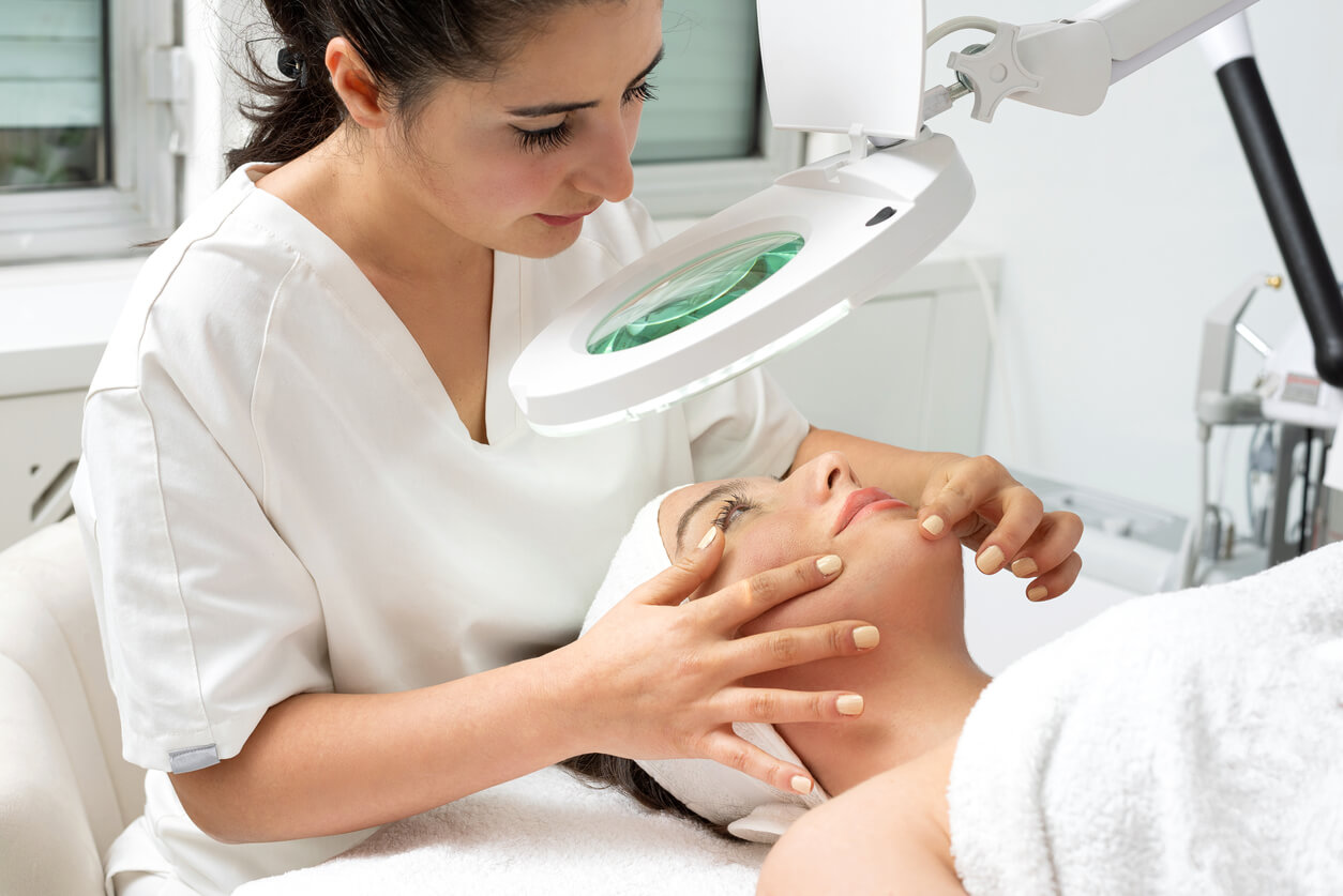 Dermatologist Main Pic